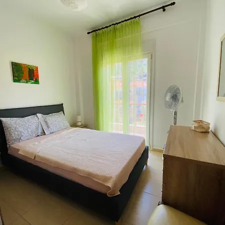 Chrisa's سكالا بوتامياس